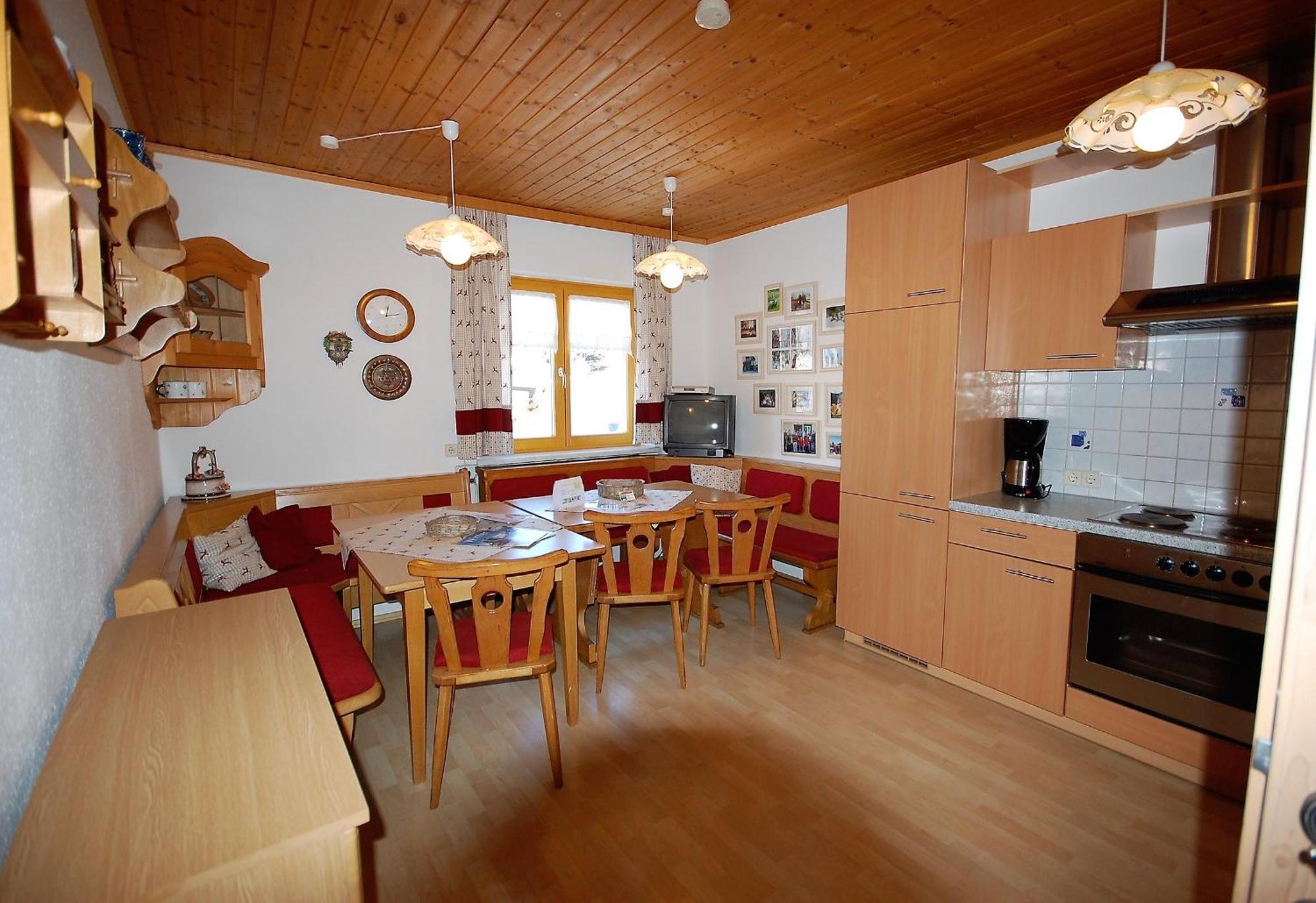 הוילה Charming House In Pruggern, Mountain View מראה חיצוני תמונה